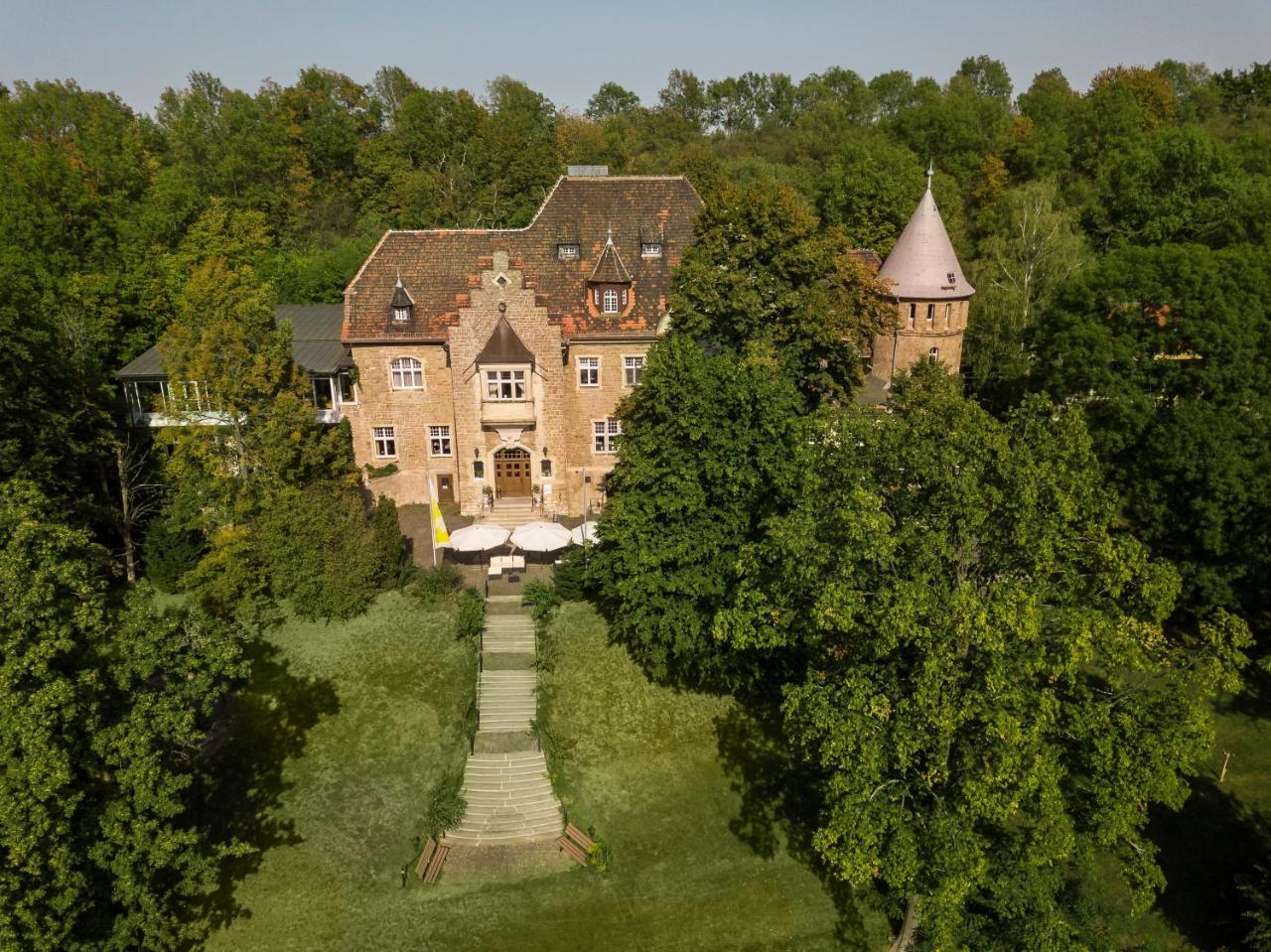 Schlosshotel Villa Westerberge Aschersleben Extérieur photo