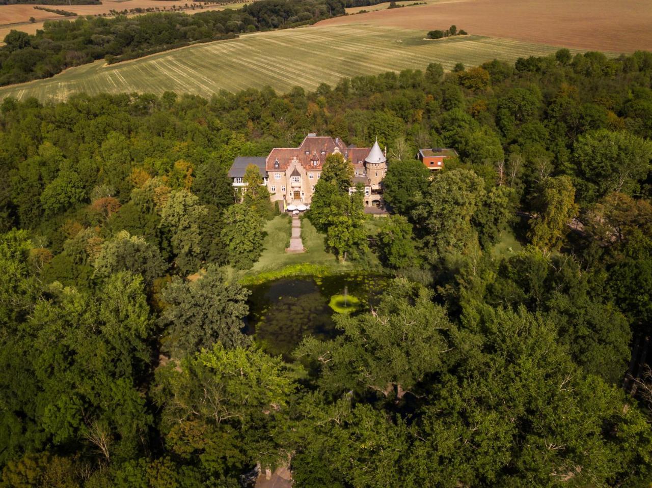 Schlosshotel Villa Westerberge Aschersleben Extérieur photo