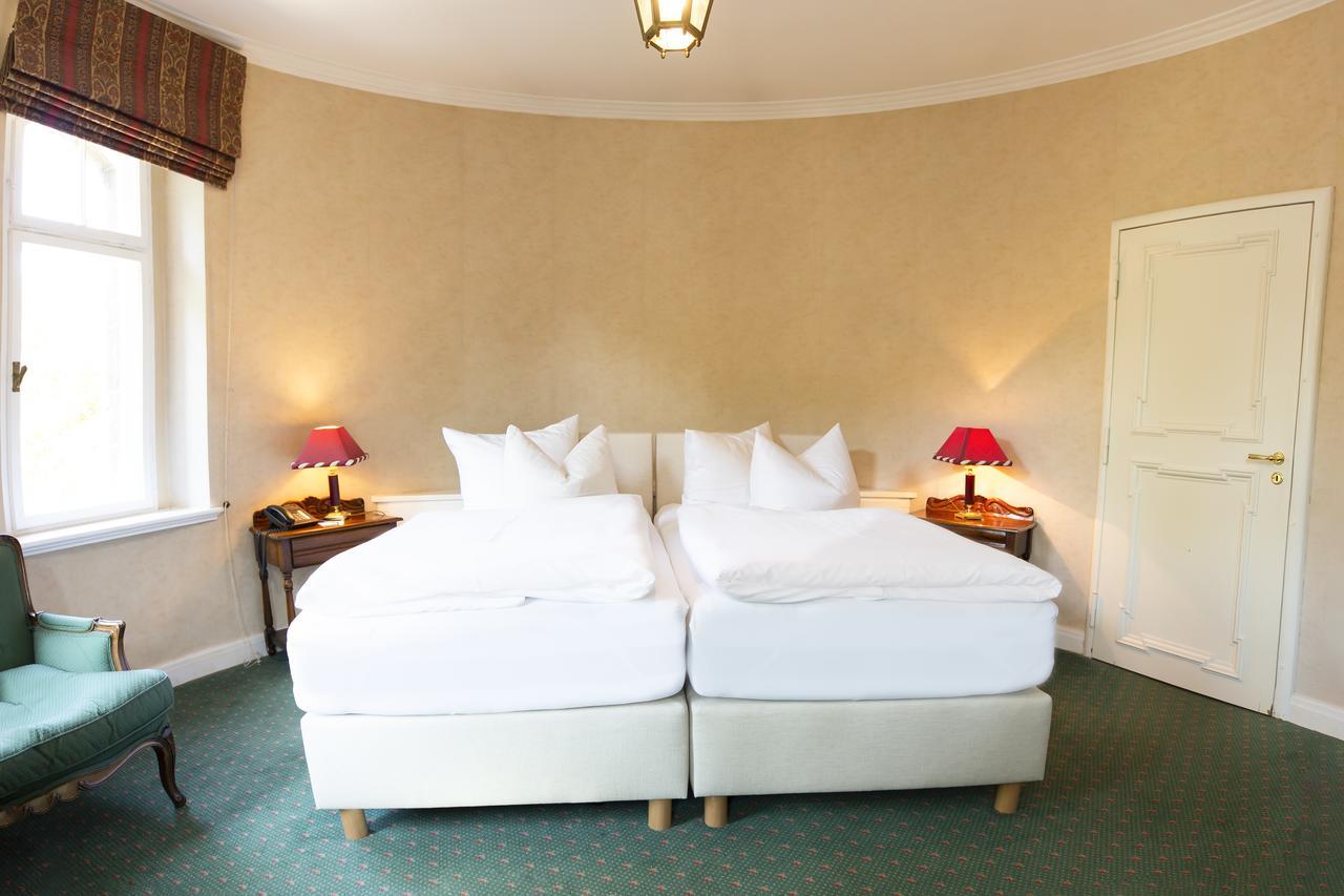 Schlosshotel Villa Westerberge Aschersleben Extérieur photo